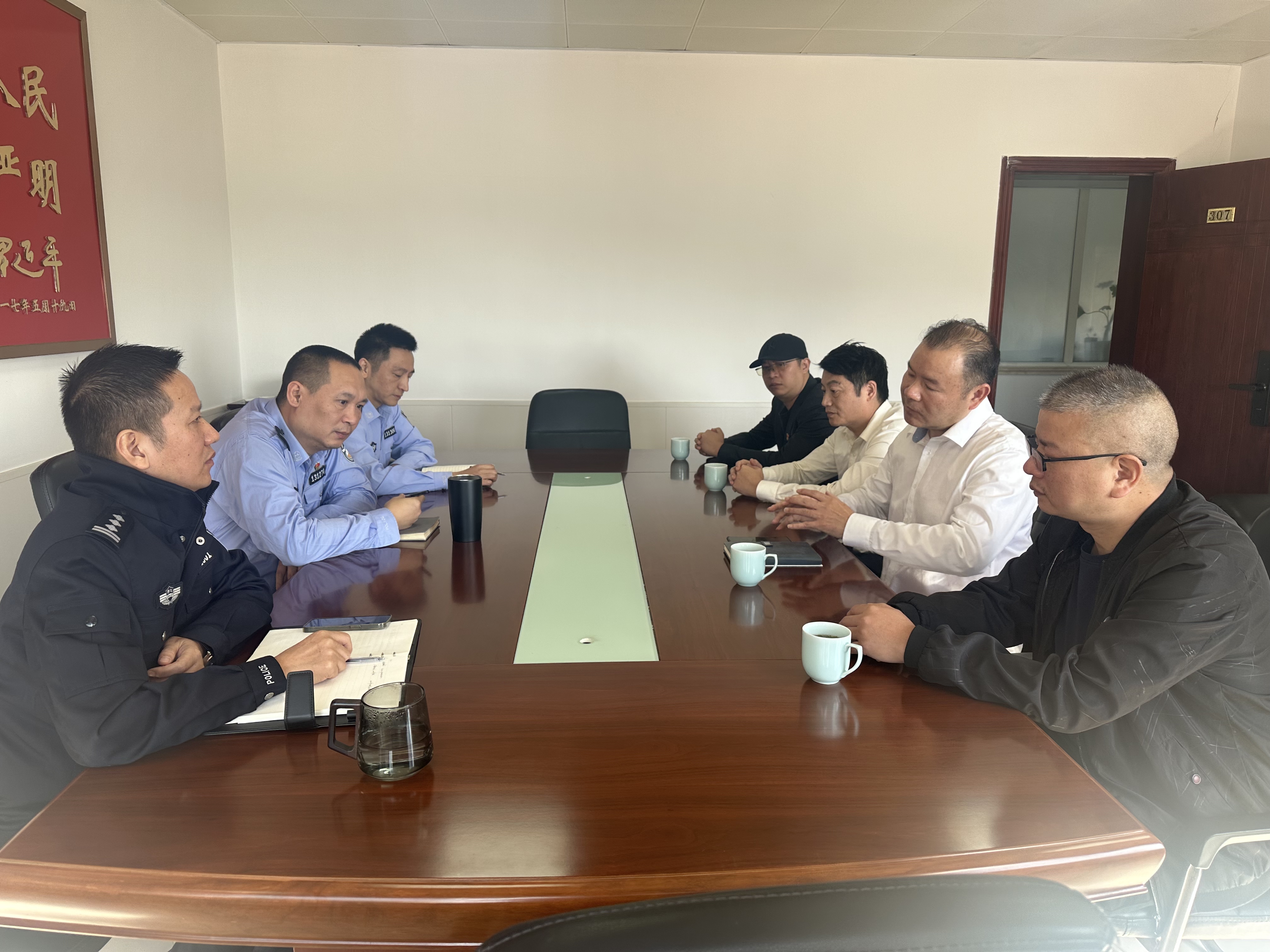 1731055404438686.jpg 2fda8668c7f304097b1e0fc369f9928.jpg