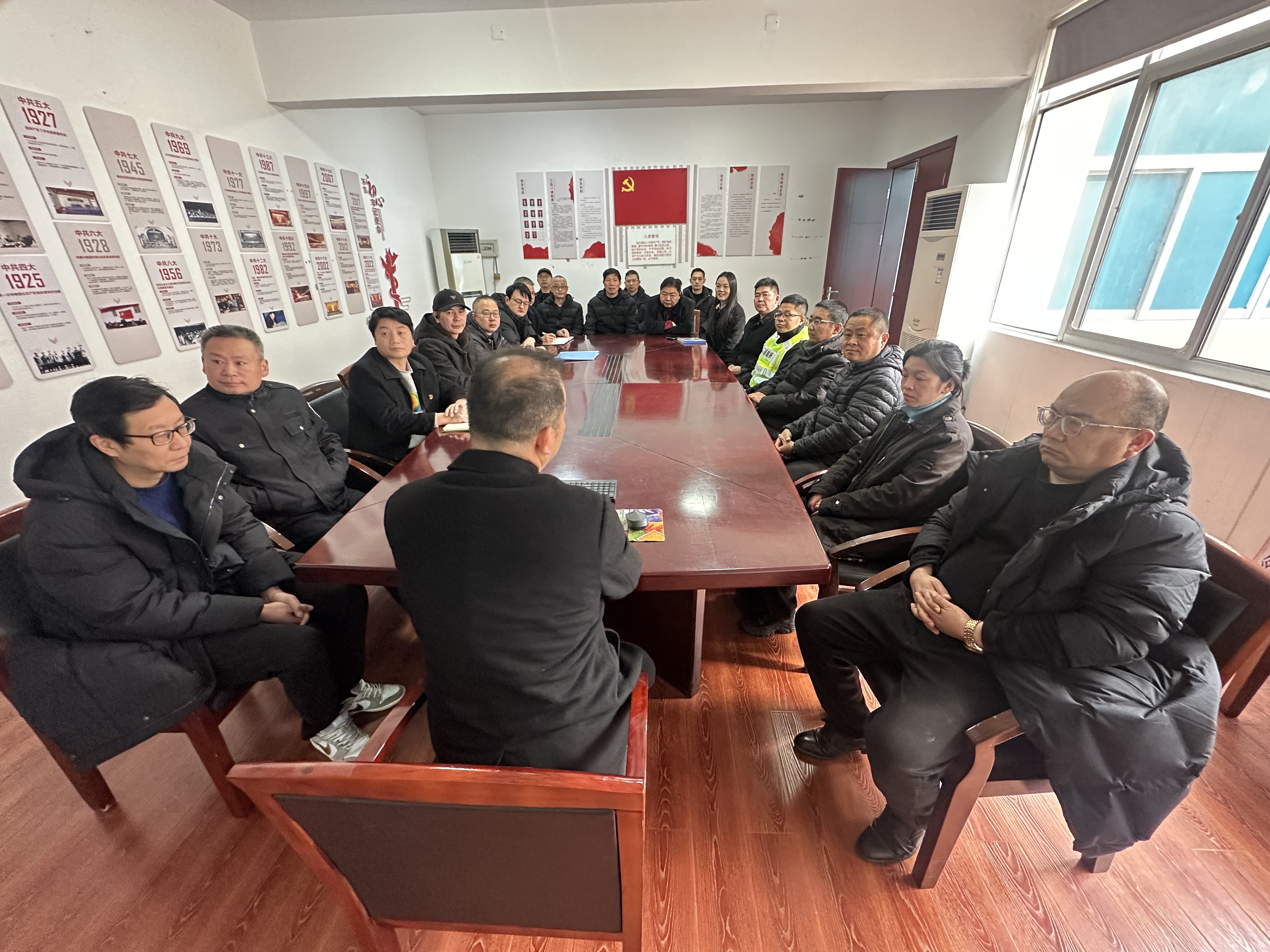 1738985494402663.jpg c75e94beeaaeffcba83bf8f2eb3a213.jpg